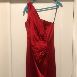 Calvin Klein One Shoulder Fabulousness